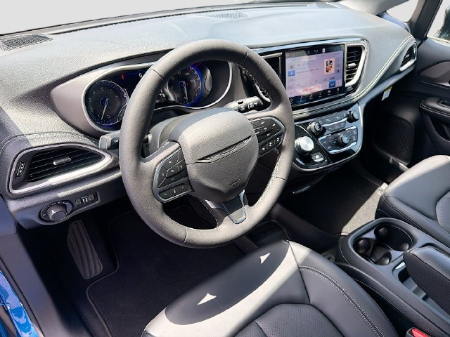 New 2027 Chrysler Pacifica Select FWD image 9
