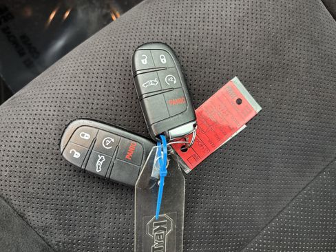 Used 2022 Dodge Charger Scat Pack w/ Plus Group image 37