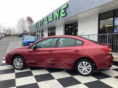 Used 2018 Subaru Impreza 2.0i image 4
