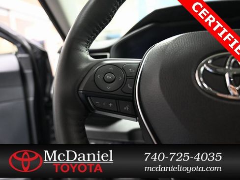 Used 2023 Toyota RAV4 XLE Premium image 23