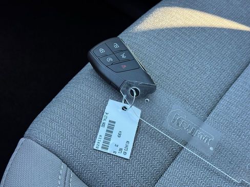 New 2026 GMC Acadia Elevation image 34