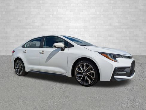 Used 2020 Toyota Corolla SE image 1