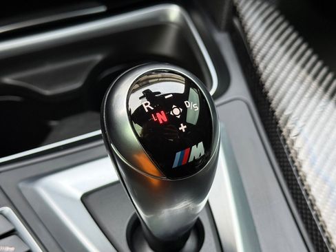 Used 2015 BMW M4 Coupe RWD image 30