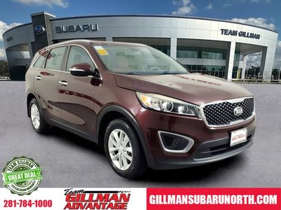 Used 2017 Kia Sorento LX w/ LX Convenience Package
