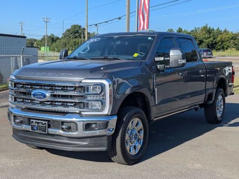 Certified 2024 Ford F250 Lariat w/ Lariat Ultimate Package AWD/4WD image 6