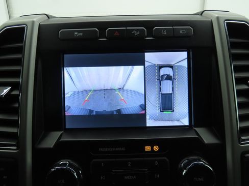 Used 2020 Ford F350 Lariat w/ Lariat Ultimate Package image 15