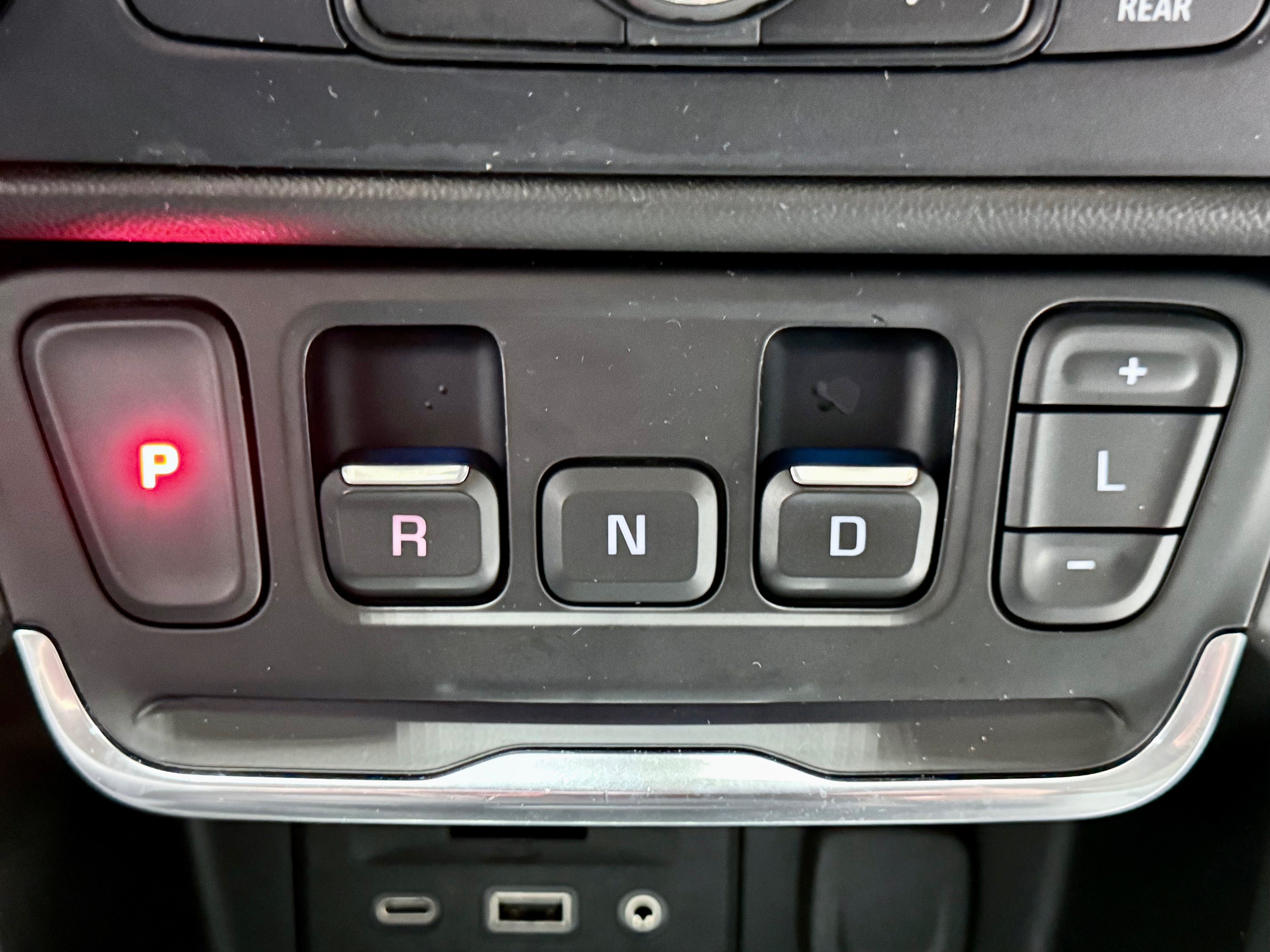 Used 2020 GMC Terrain SLT w/ Preferred Package FWD image 24