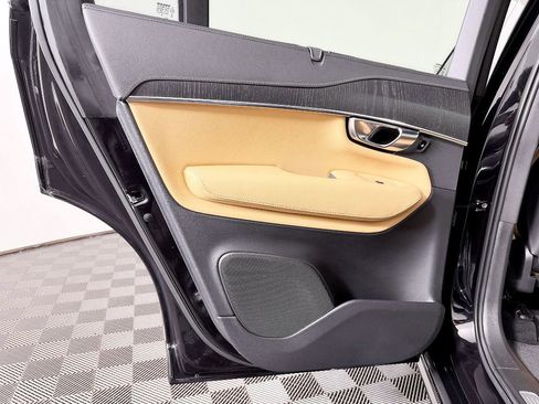 Used 2021 Volvo XC90 T6 Inscription w/ Advanced Package image 37