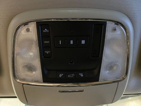Used 2014 Dodge Durango Citadel w/ Technology Group AWD/4WD image 46