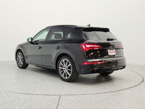 Used 2024 Audi Q5 e Premium Plus w/ Premium Plus Package AWD/4WD image 7