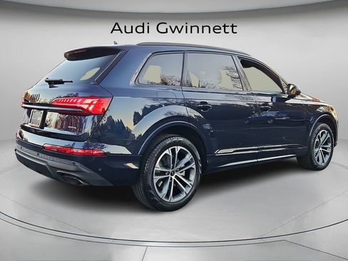 Certified 2025 Audi Q7 2.0T Premium w/ Convenience Plus Package image 7