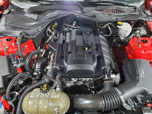 Used 2020 Ford Mustang Premium RWD image 38