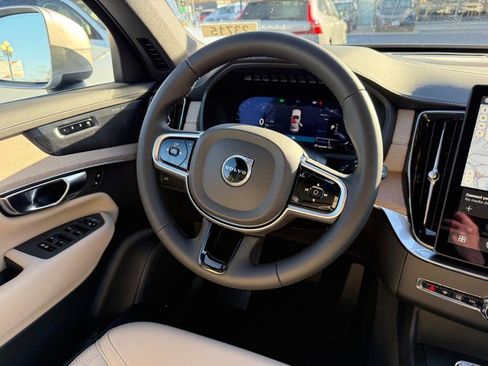 New 2026 Volvo XC90 B6 Plus w/ Protection Package image 7