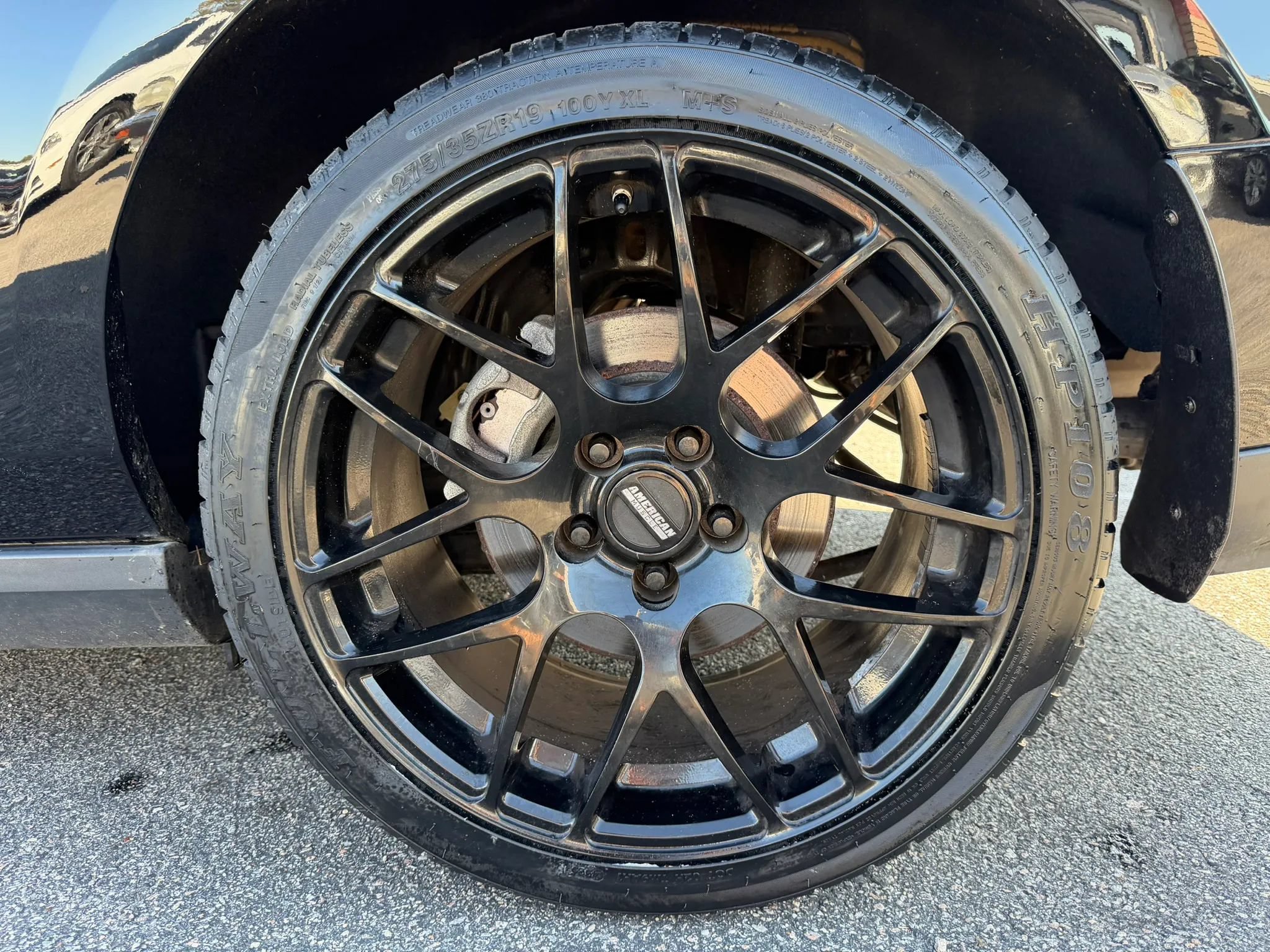 Used 2012 Ford Mustang GT Premium w/ HID Headlamps & Security Pkg RWD image 28