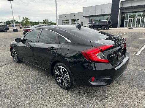 Used 2017 Honda Civic EX-T image 3