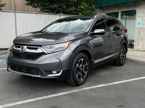 Used 2017 Honda CR-V Touring image 3