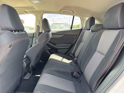 Used 2021 Subaru Crosstrek 2.0i Premium w/ Moonroof Package image 9