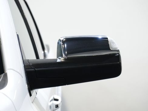 Used 2019 RAM 1500 Limited AWD/4WD image 11