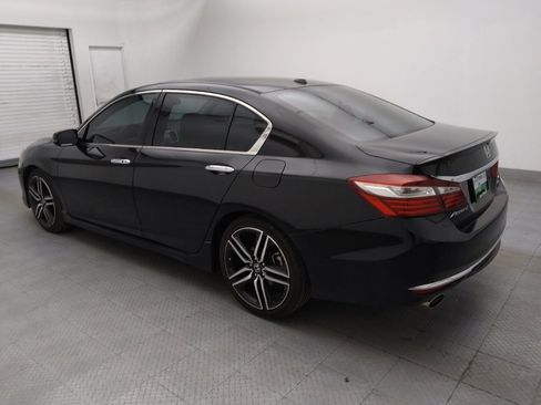 Used 2016 Honda Accord Touring image 3