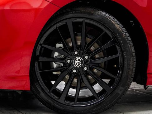 Used 2024 Toyota Camry XSE image 3