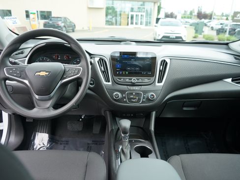 Used 2022 Chevrolet Malibu LS w/ LPO, Floor Liner Package FWD image 18
