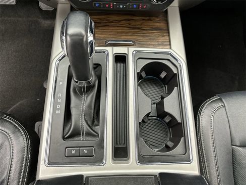 Used 2019 Ford F150 Lariat w/ Equipment Group 502A Luxury image 20