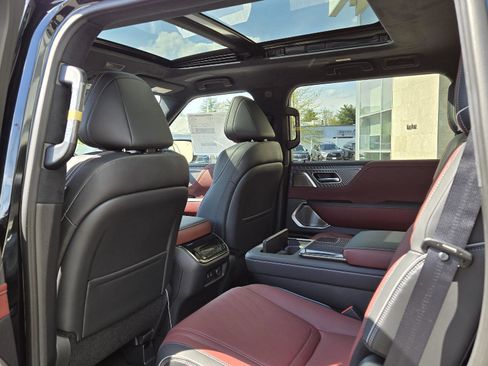 New 2026 INFINITI QX80 Autograph w/ Premium Cargo Package AWD/4WD image 20