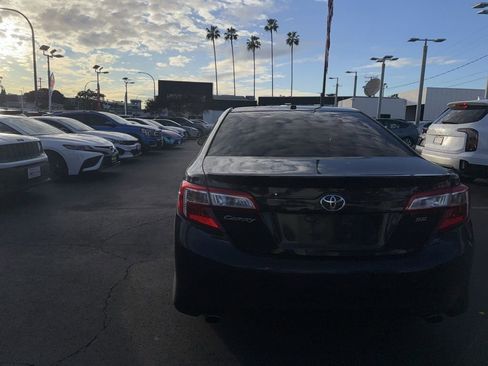 Used 2012 Toyota Camry SE image 7