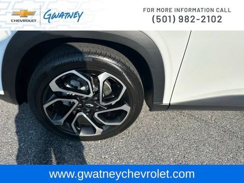 Used 2024 Chevrolet Trax RS w/ Driver Confidence Package FWD image 9