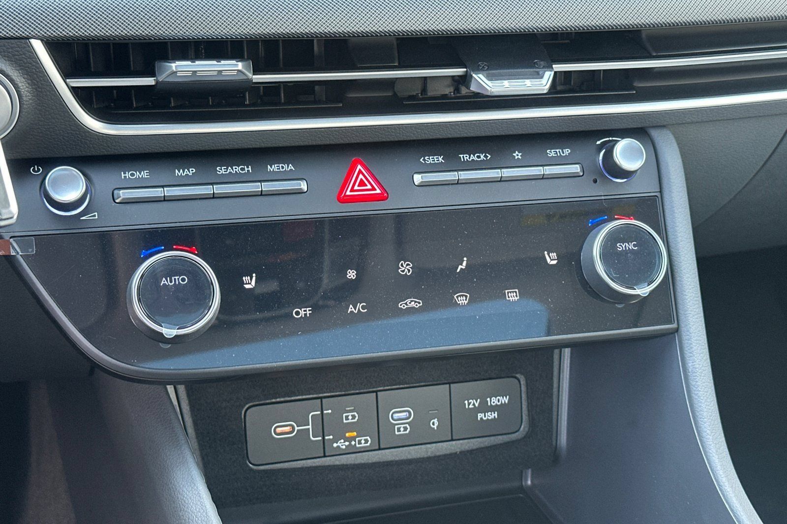 Certified 2025 Hyundai Sonata SEL FWD image 20