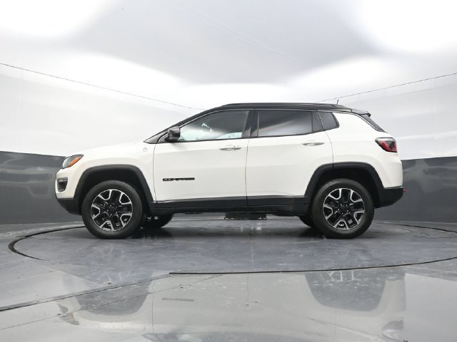 Used 2020 Jeep Compass Trailhawk AWD/4WD image 34