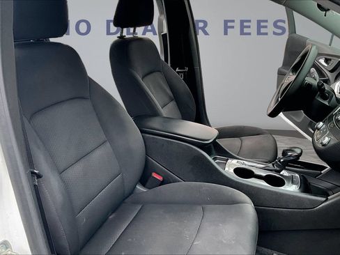 Used 2023 Chevrolet Malibu LS FWD image 28