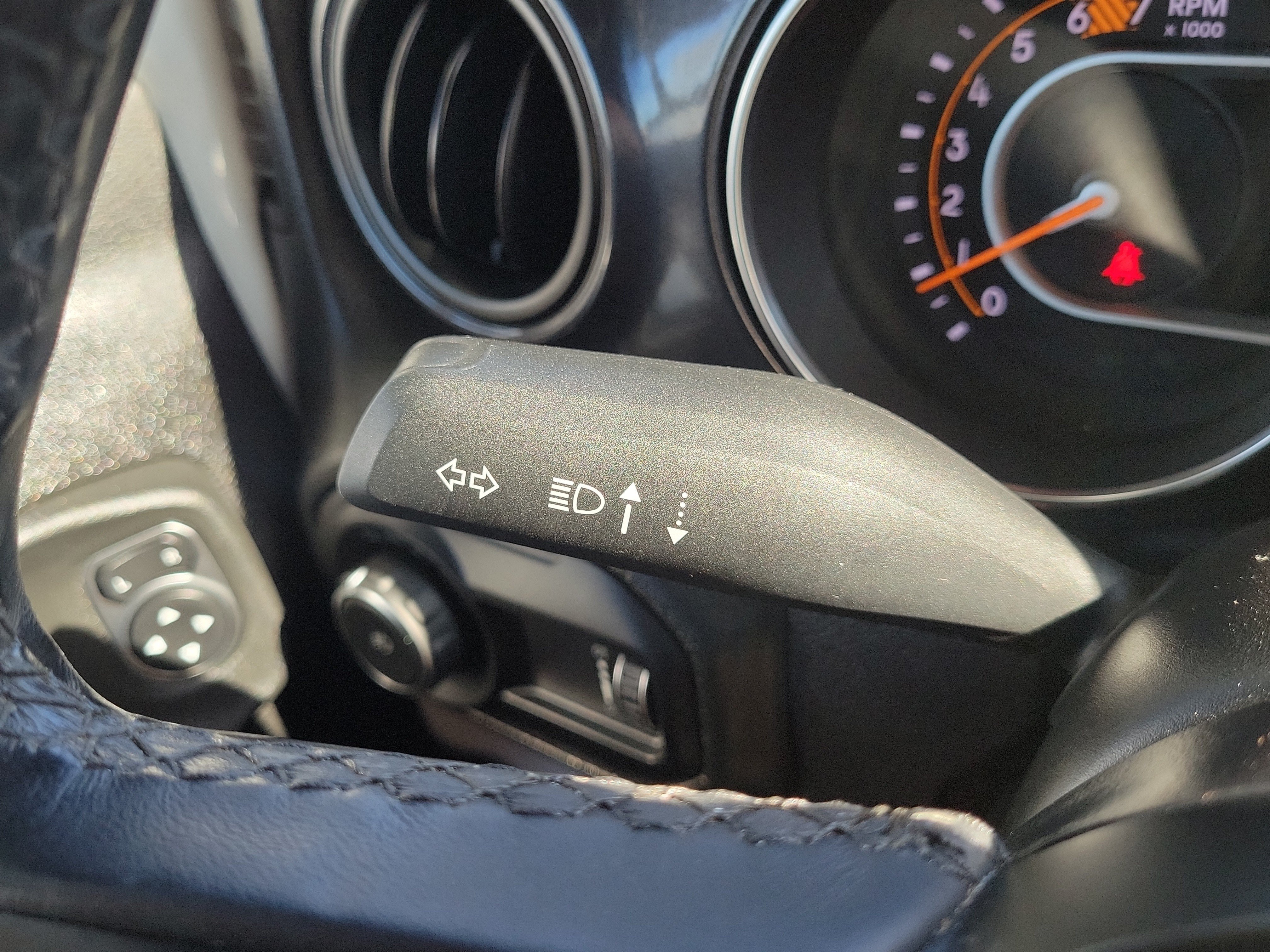 Used 2023 Jeep Wrangler Unlimited Sport AWD/4WD image 29