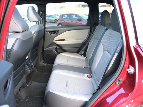 Used 2026 Subaru Forester Premium AWD/4WD image 8
