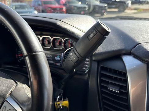 Used 2018 Chevrolet Tahoe LT AWD/4WD image 21