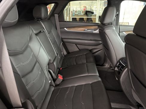 Used 2022 Cadillac XT5 Premium Luxury image 40