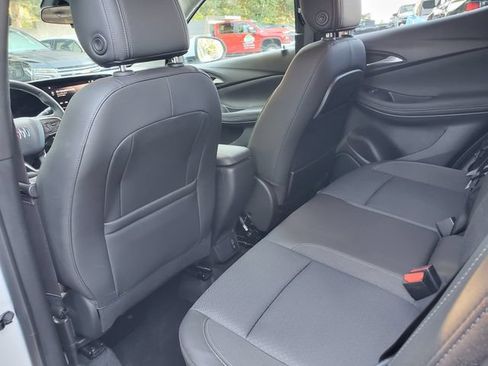 Certified 2024 Buick Encore GX Preferred w/ Comfort Package AWD/4WD image 13