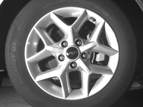 Used 2025 Kia Soul LX w/ LX Technology Package image 10