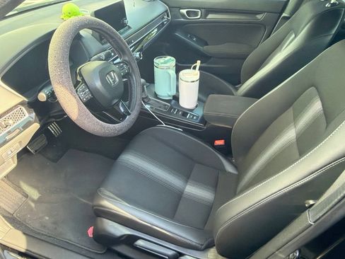 Used 2024 Honda Civic Sport image 8