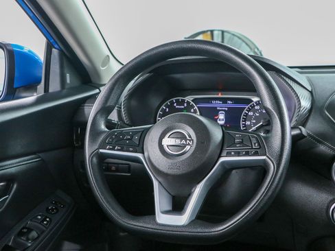 Used 2024 Nissan Sentra SV FWD image 12
