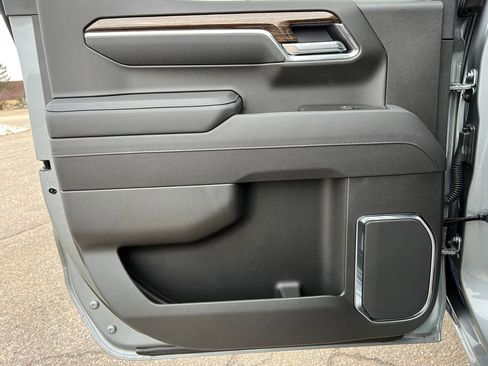 New 2026 GMC Sierra 1500 Elevation image 37