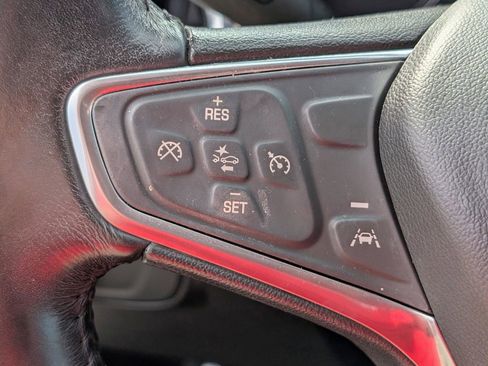 Used 2022 Chevrolet Equinox LT image 19