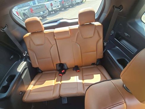 Used 2024 Kia Telluride SX Prestige X-Line AWD/4WD image 19