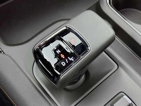 New 2026 GMC Sierra 1500 AT4 w/ AT4 Premium Package image 17