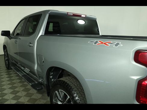 Certified 2024 Chevrolet Silverado 1500 LT AWD/4WD image 18