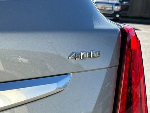 Used 2025 Cadillac XT5 Premium Luxury image 13