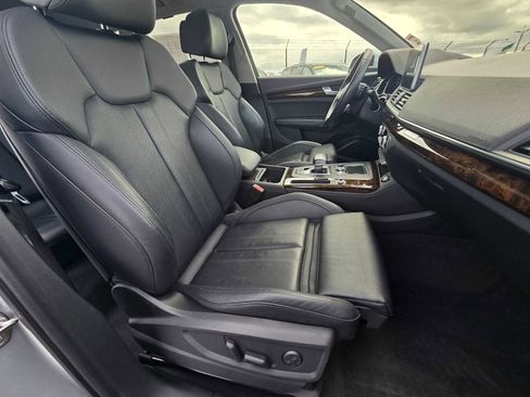 Used 2019 Audi Q5 2.0T Premium Plus w/ Premium Plus Package image 11