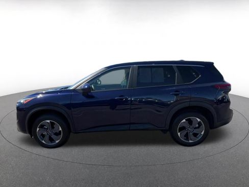 Used 2025 Nissan Rogue SV FWD image 9