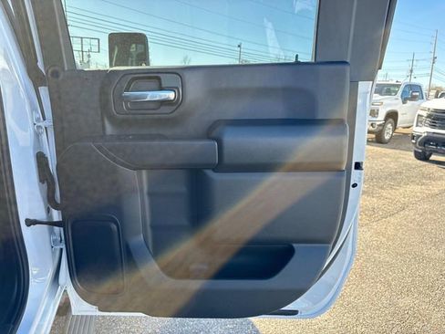 New 2025 Chevrolet Low Cab Forward 5500XD RWD image 28