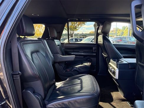 Used 2023 Ford Expedition Max Limited image 32